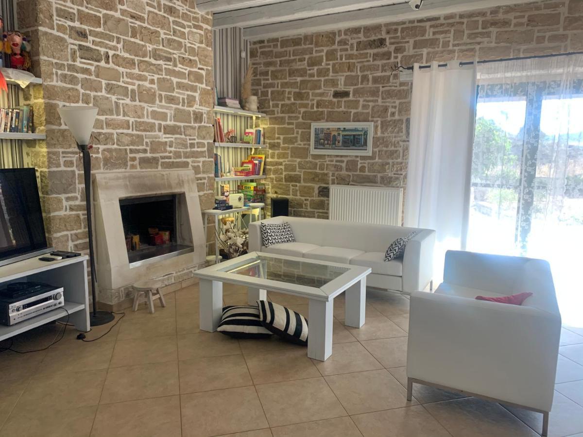 Carob Villa Moirai Экстерьер фото