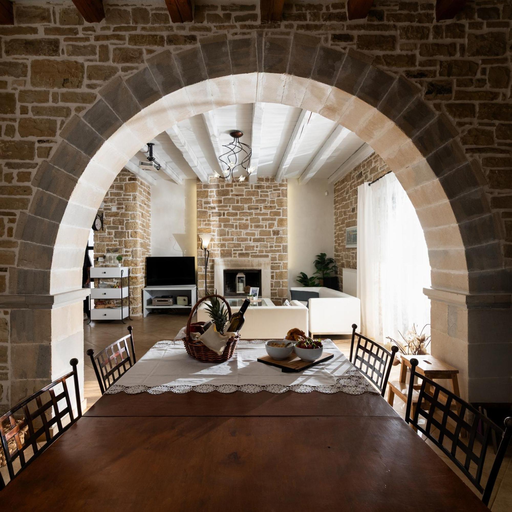Carob Villa Moirai Экстерьер фото
