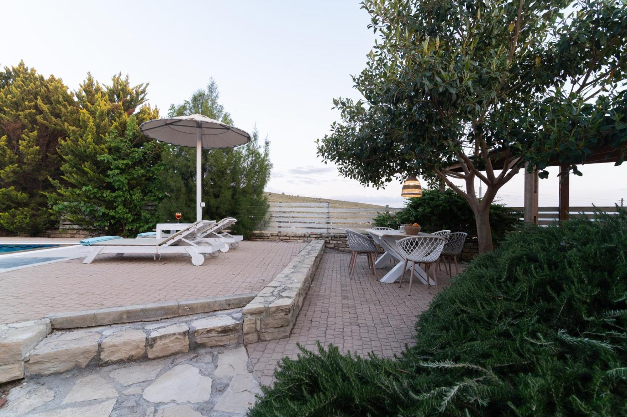Carob Villa Moirai Экстерьер фото
