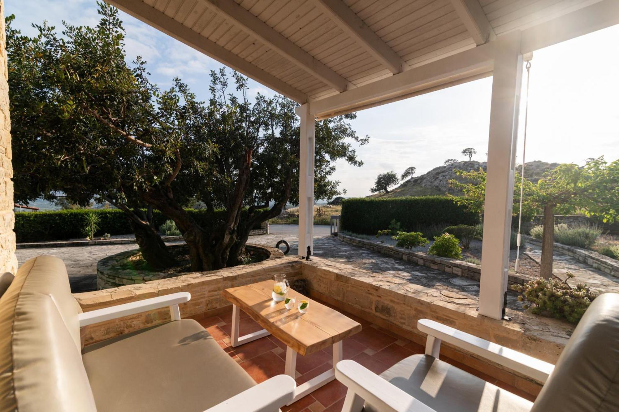 Carob Villa Moirai Экстерьер фото