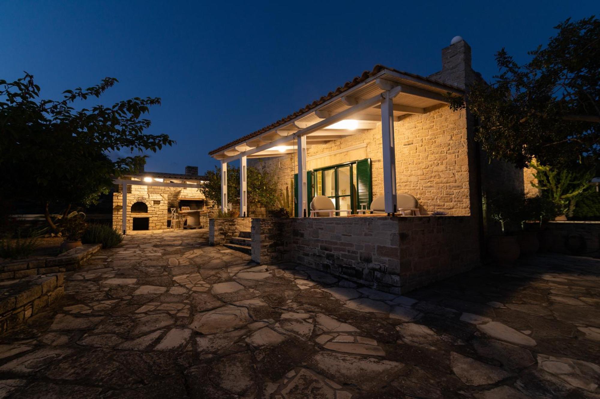 Carob Villa Moirai Экстерьер фото