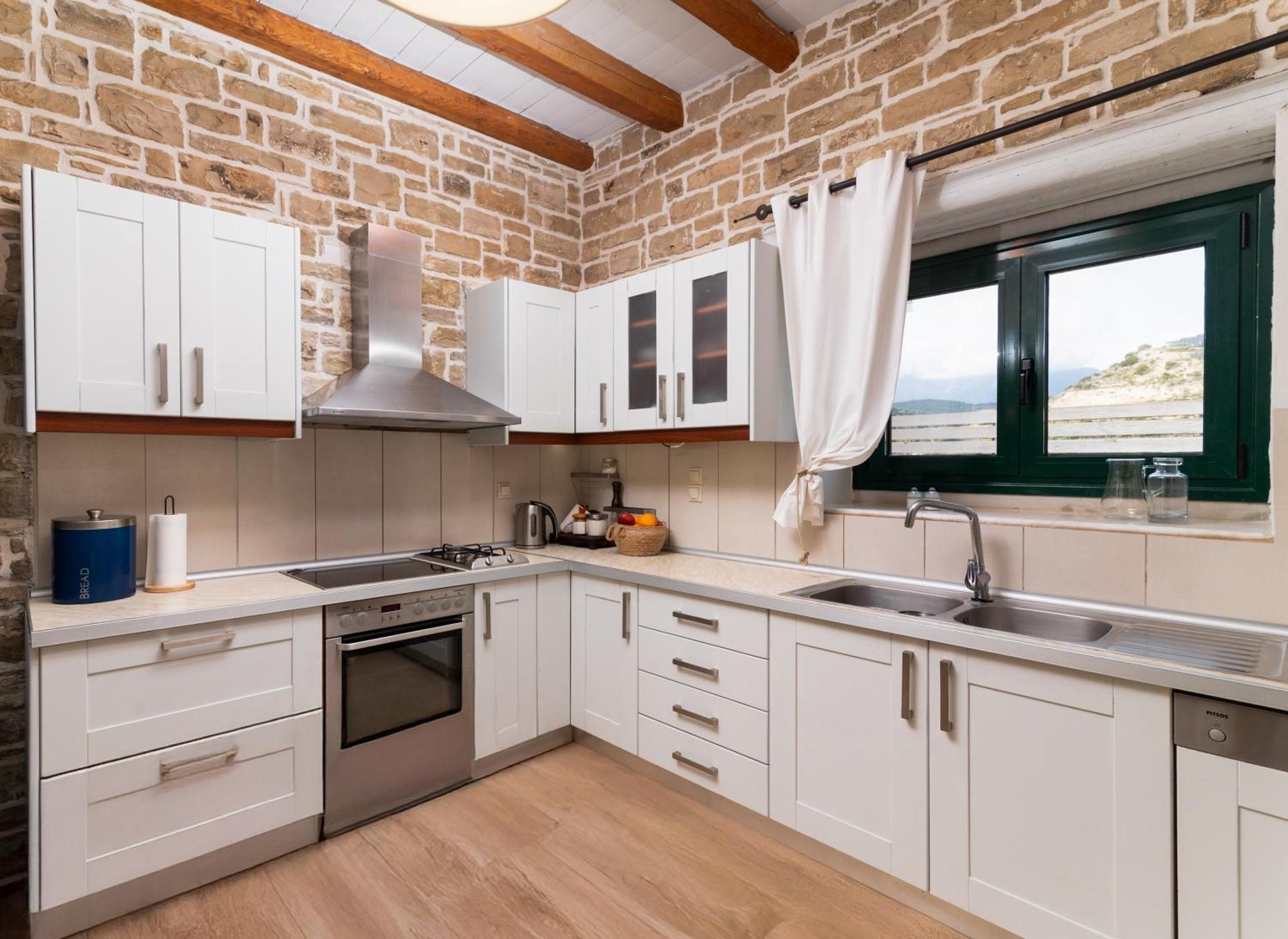 Carob Villa Moirai Экстерьер фото