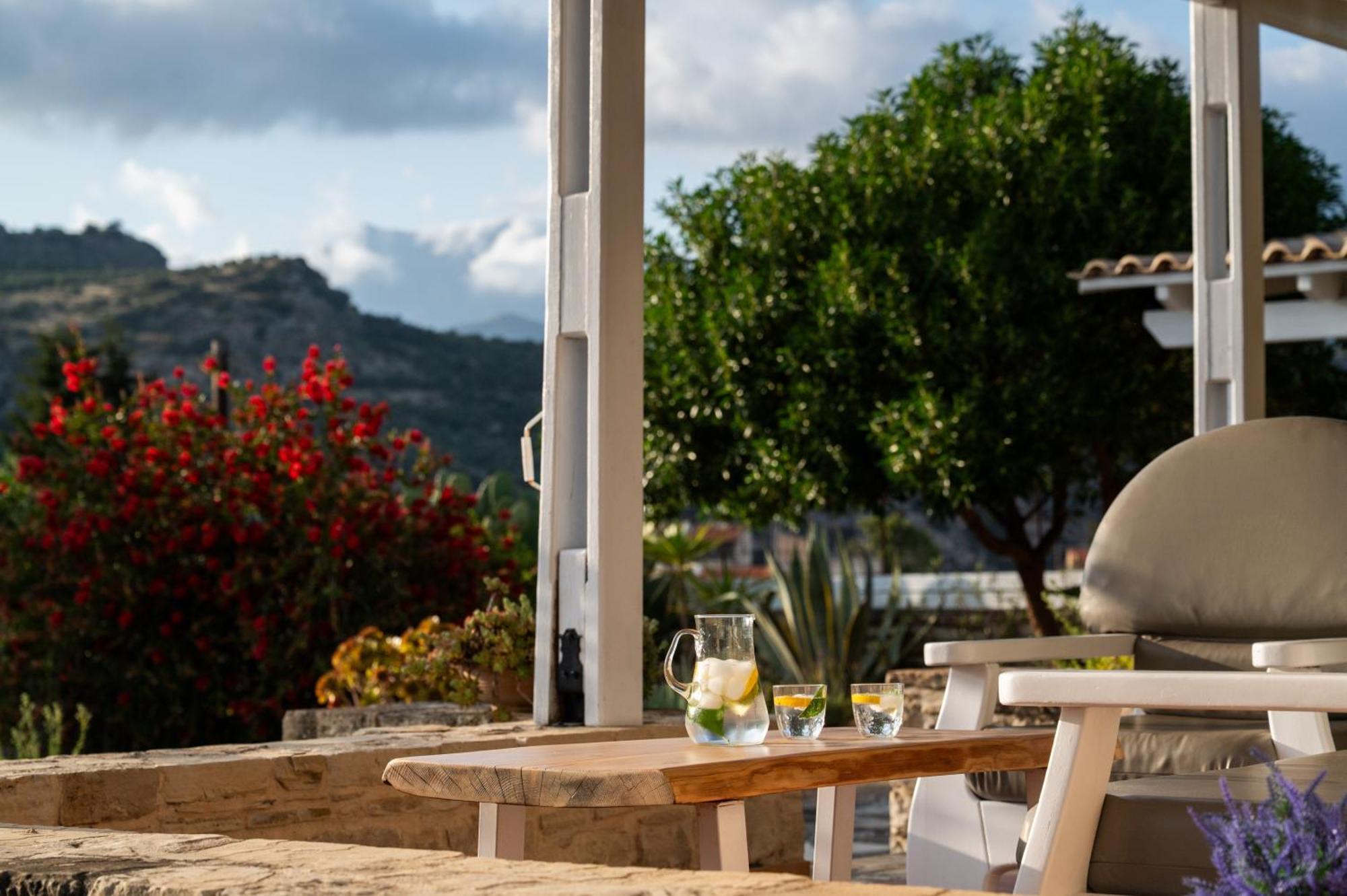Carob Villa Moirai Экстерьер фото