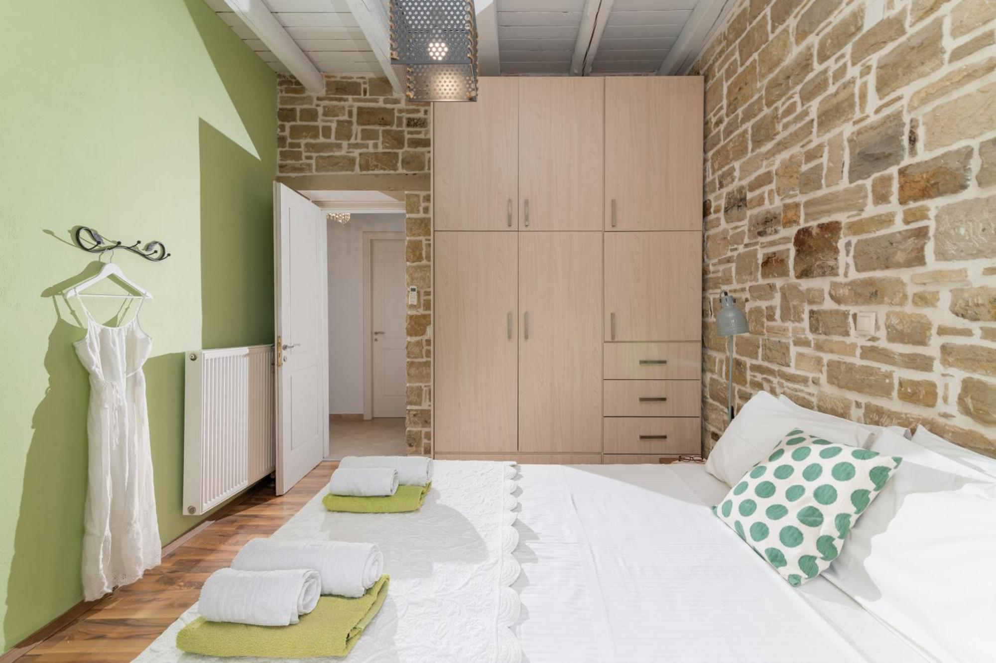 Carob Villa Moirai Экстерьер фото